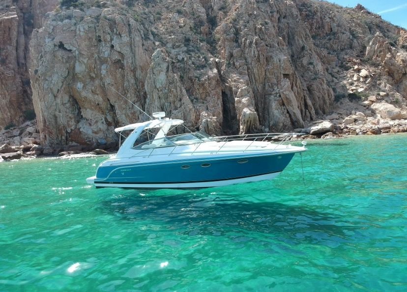 Fiesta a bordo del yate